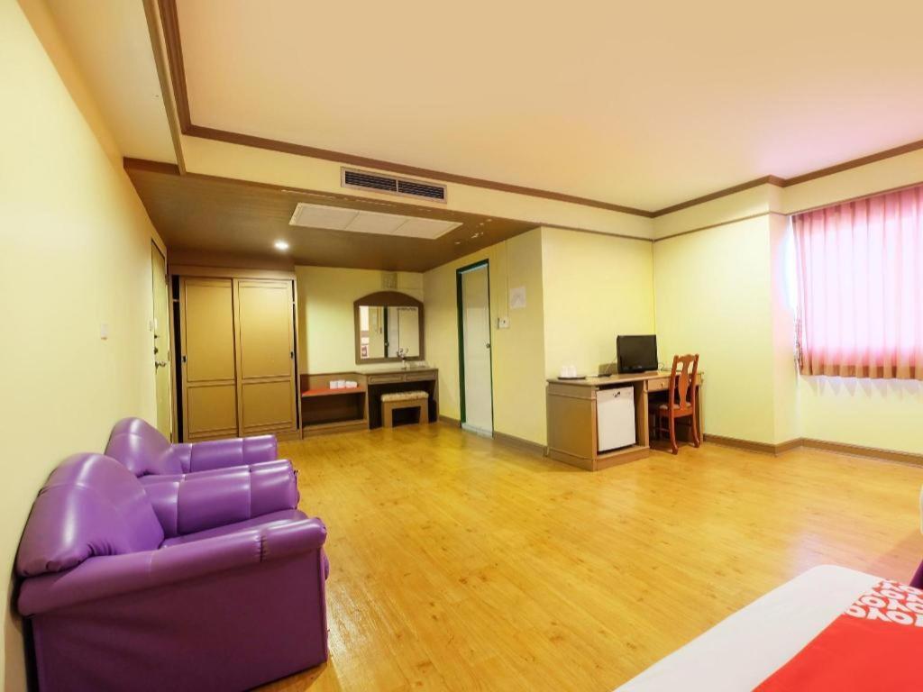 Oyo 565 Trang Hotel Kültér fotó