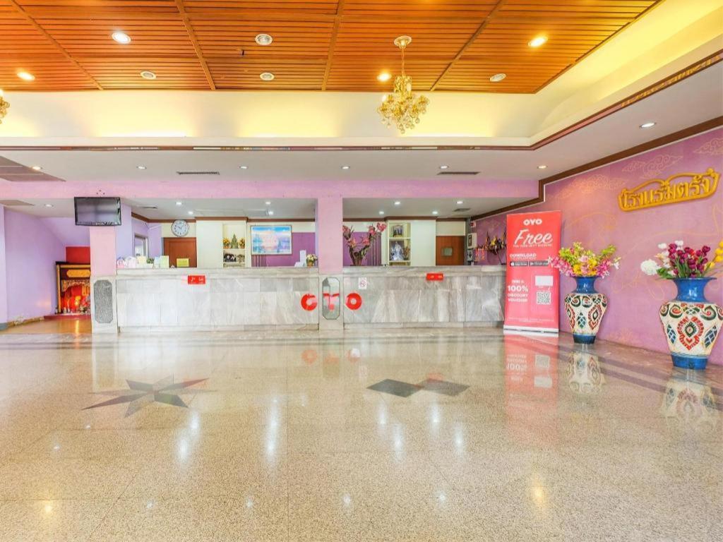Oyo 565 Trang Hotel Kültér fotó