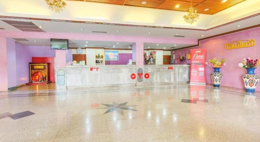 Oyo 565 Trang Hotel Kültér fotó